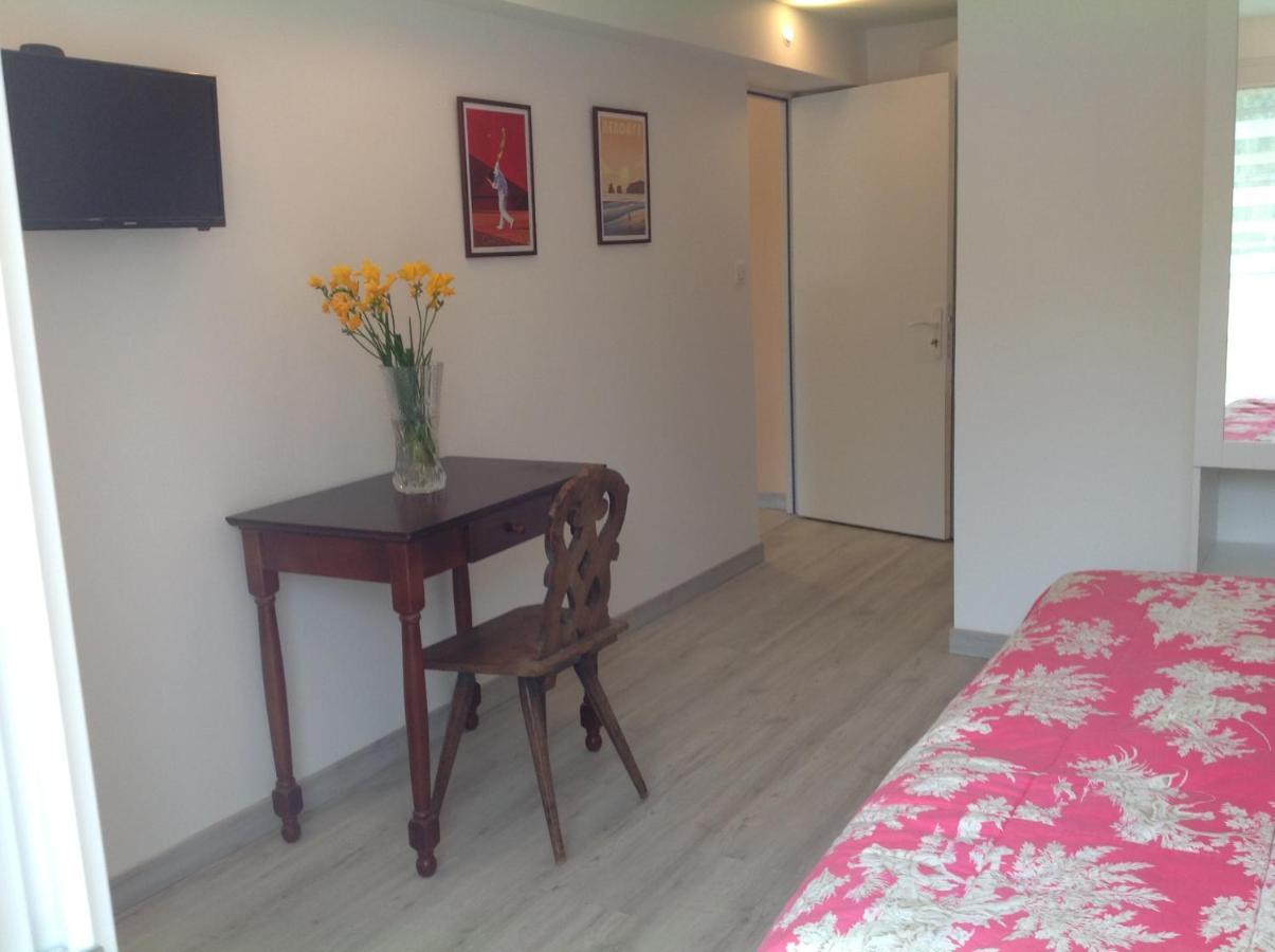Appartement Avec Cuisine Et Grande Piscine Chauffee Hendaye Exterior photo