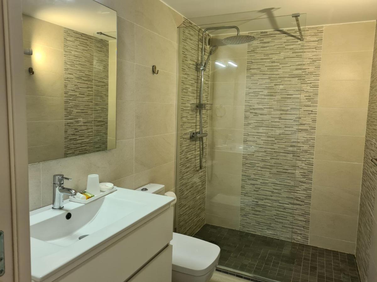 Appartement Avec Cuisine Et Grande Piscine Chauffee Hendaye Exterior photo