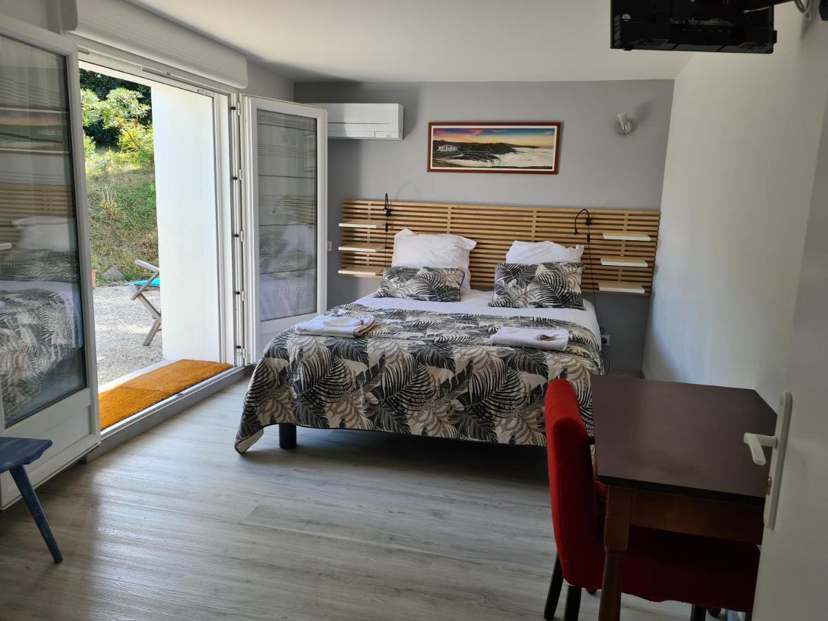 Appartement Avec Cuisine Et Grande Piscine Chauffee Hendaye Exterior photo